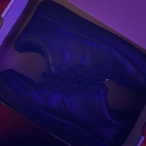 Black Air Force 1’s